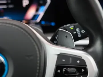 X5 50e xDrive   Voll! - Scheckheft