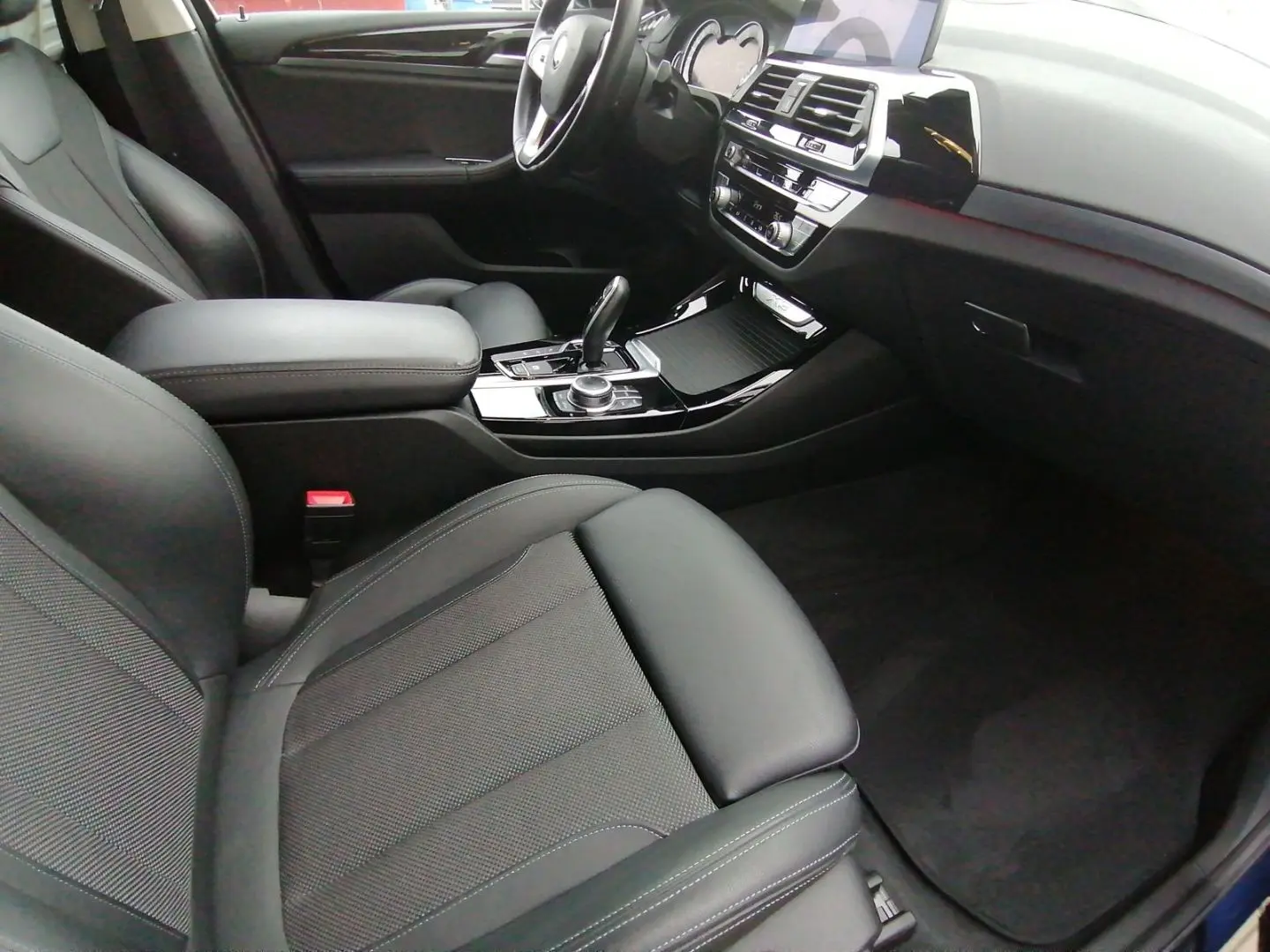 X3 xDrive20d xLine Navi el. AHK 360° SHZ LED Hif