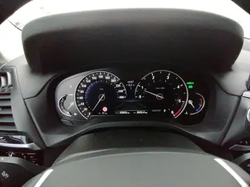X3 xDrive20d xLine Navi el. AHK 360° SHZ LED Hif