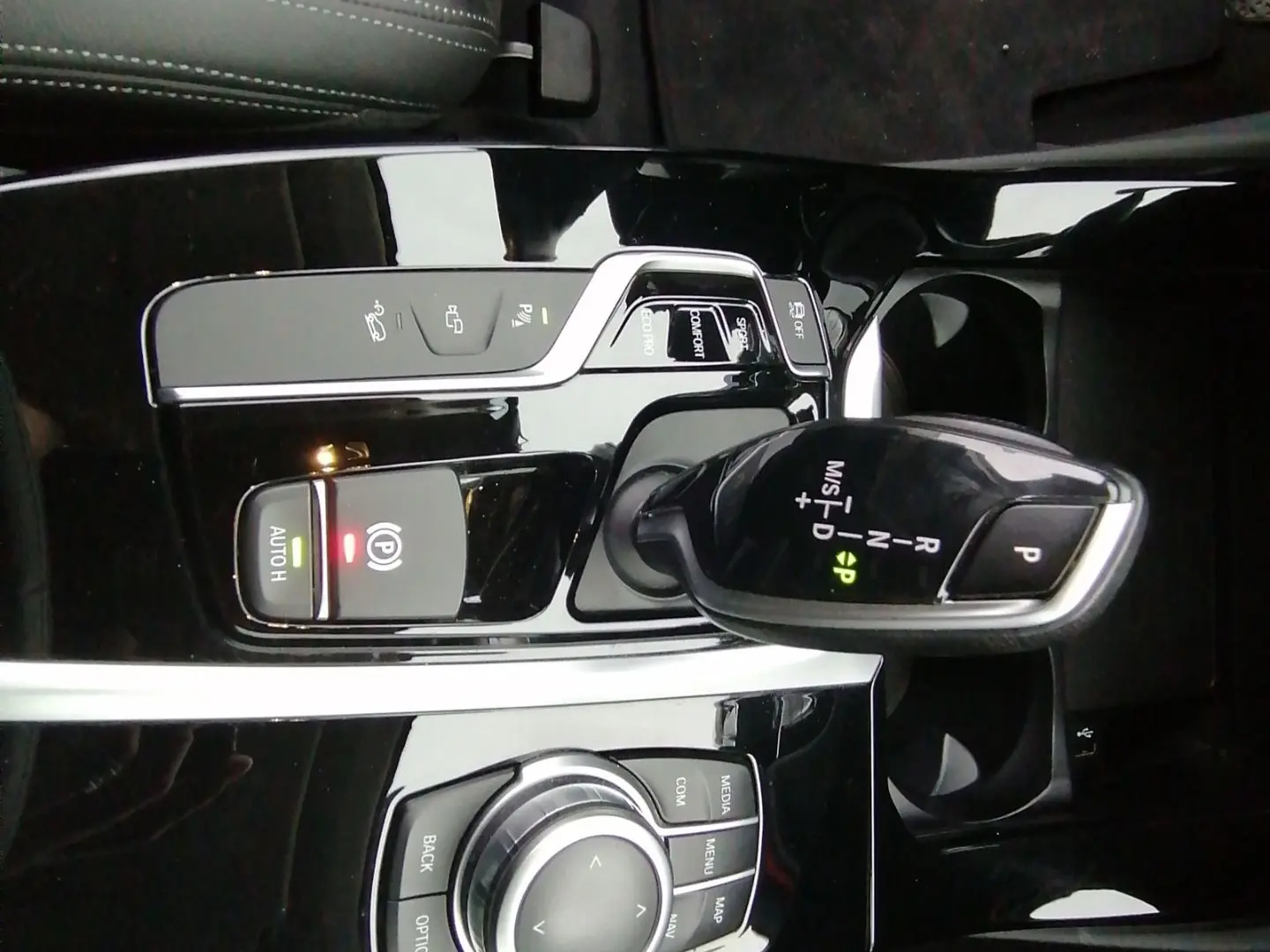 X3 xDrive20d xLine Navi el. AHK 360° SHZ LED Hif