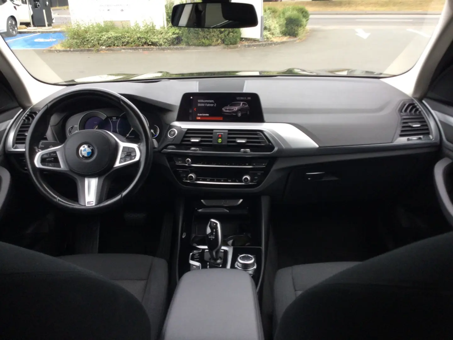 X3 xDrive20d ADVANTAGE LC PLUS HUD PANO HIFi DAB