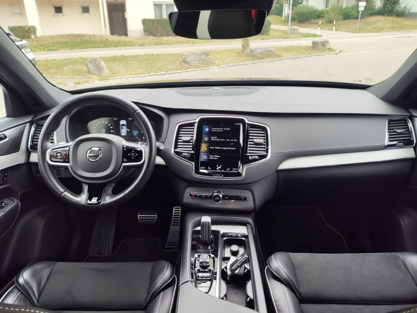 XC90 D5 R-Design AWD STHZ Pano H&K