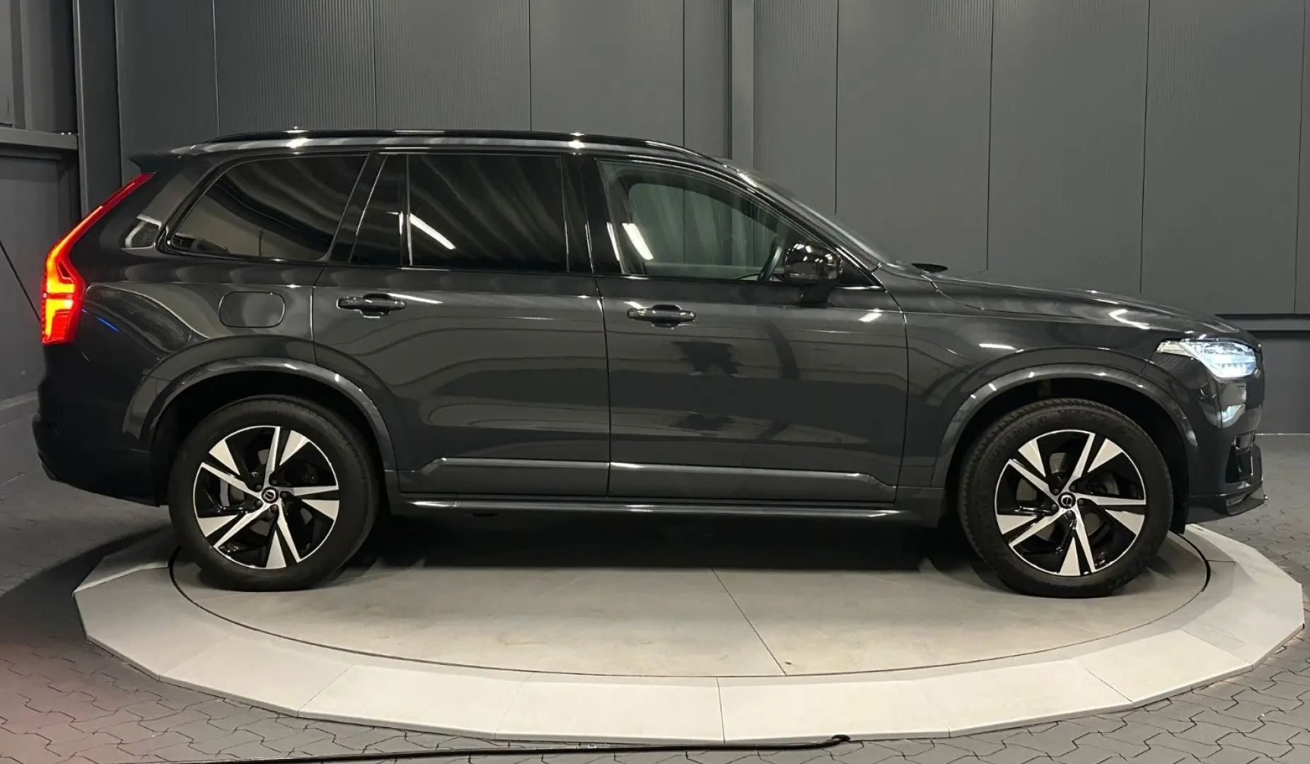 XC90 R-Design AWD *7-SITZE*PANORAMA*Standhzg*HUD