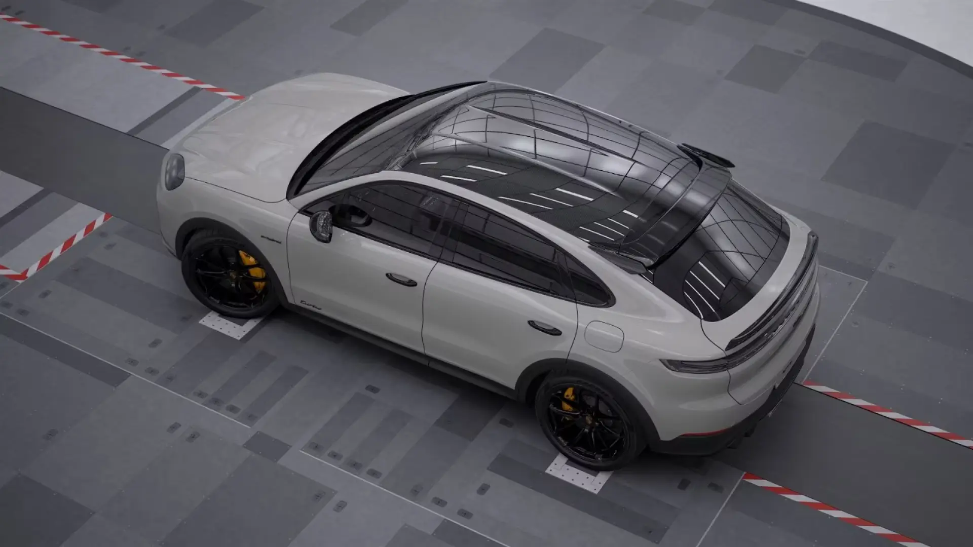 Porsche Cayenne Turbo E-Hybrid Coupé | PACHET GT