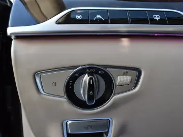 MERCEDES-BENZ LONG S 560 4MATIC MAYBACH