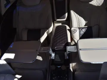 MERCEDES-BENZ LONG S 560 4MATIC MAYBACH
