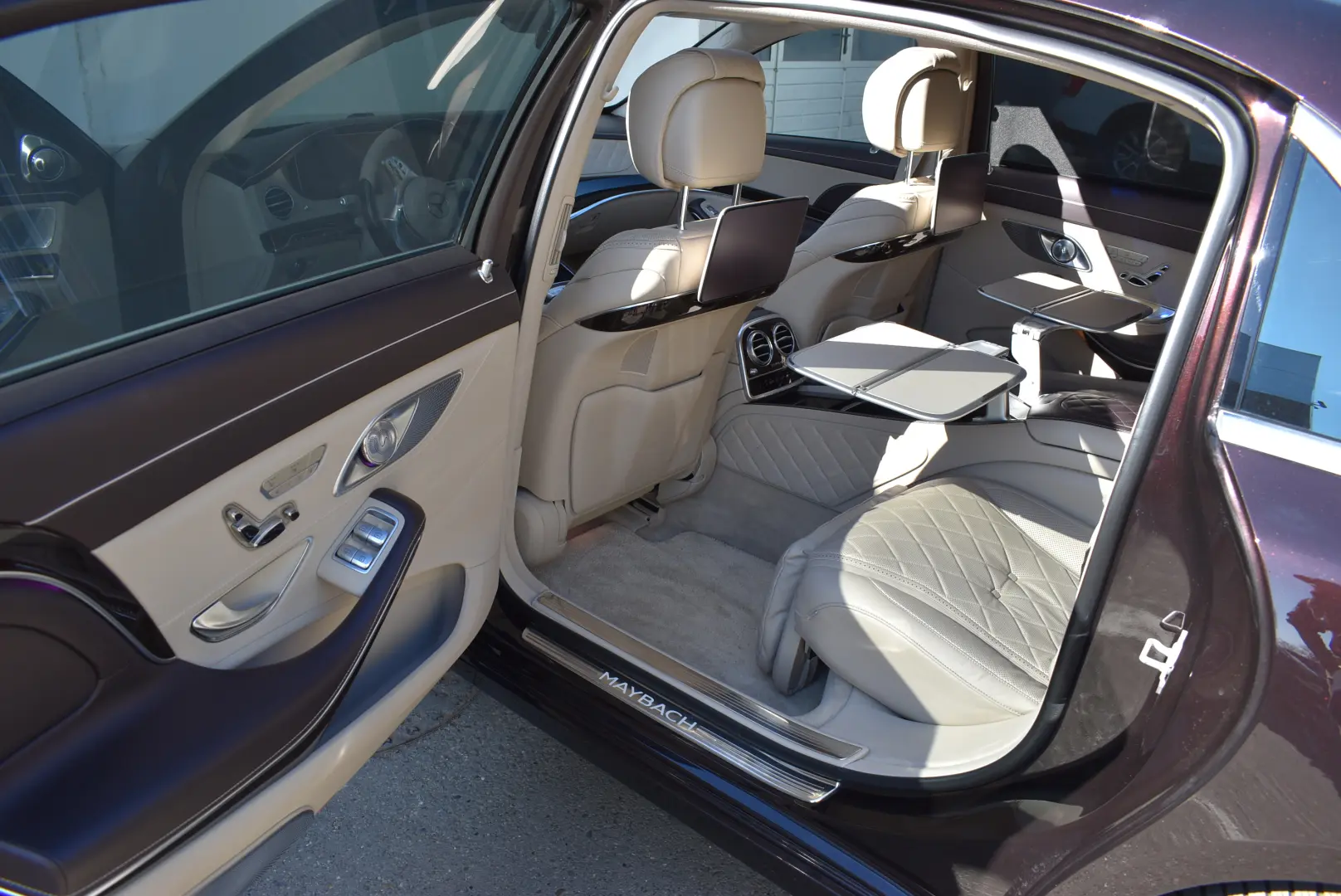 MERCEDES-BENZ LONG S 560 4MATIC MAYBACH