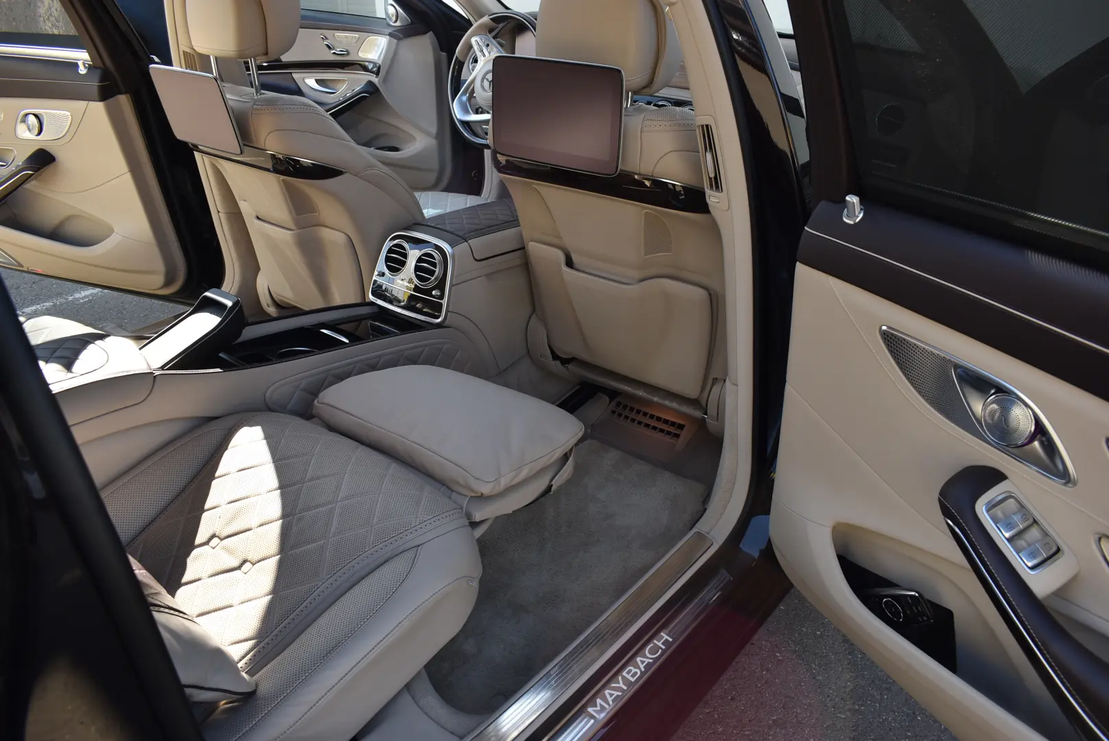 MERCEDES-BENZ LONG S 560 4MATIC MAYBACH