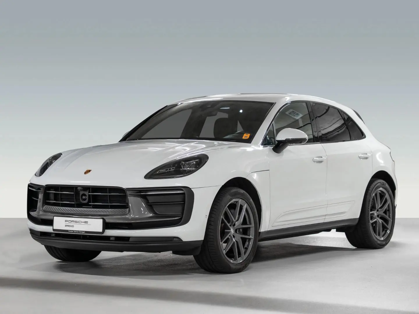 Macan T