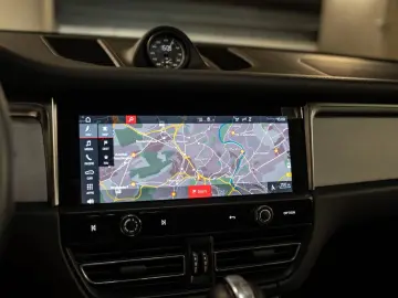 Macan T