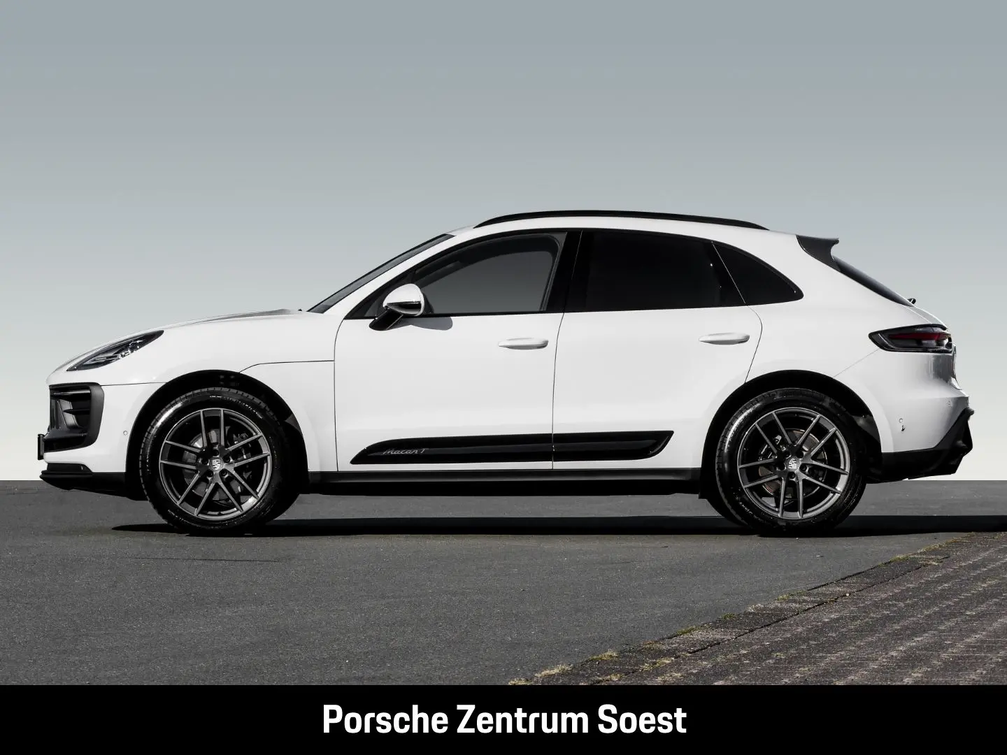 Macan T