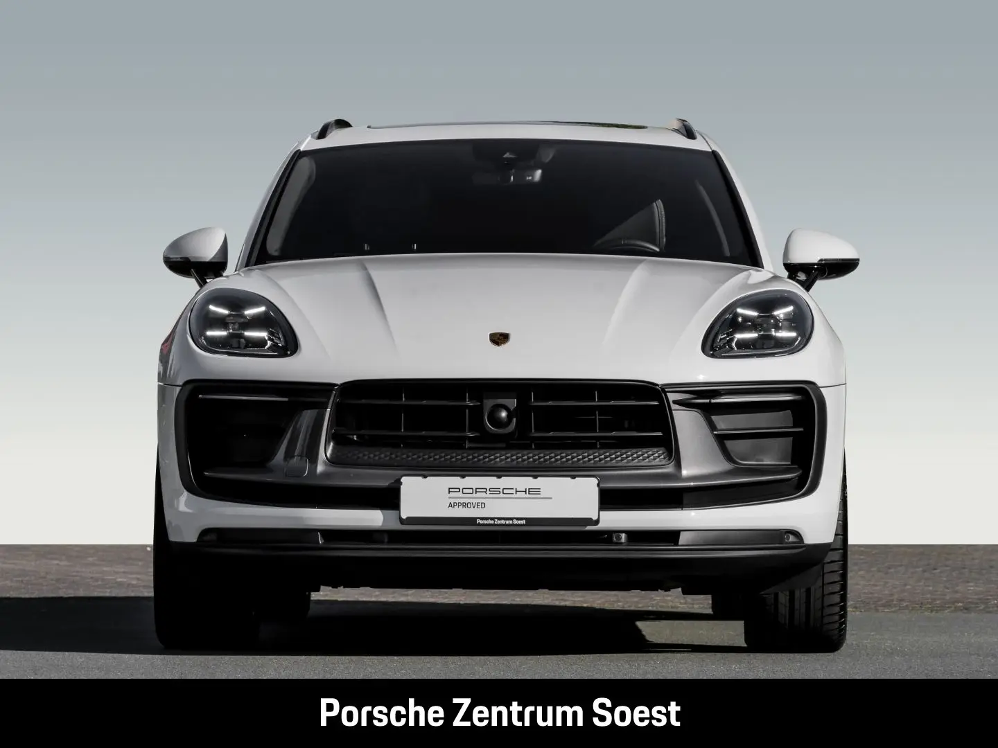 Macan T