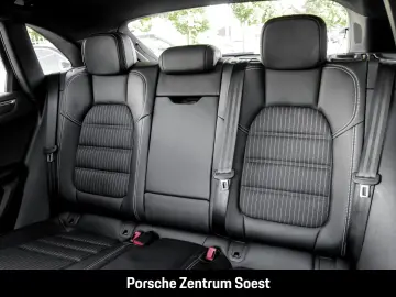 Macan T