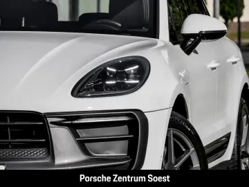 Macan T