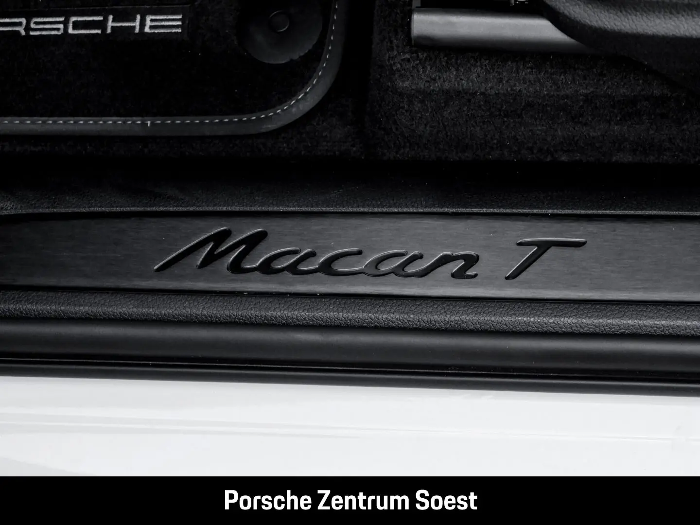 Macan T