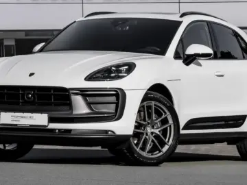 Macan T