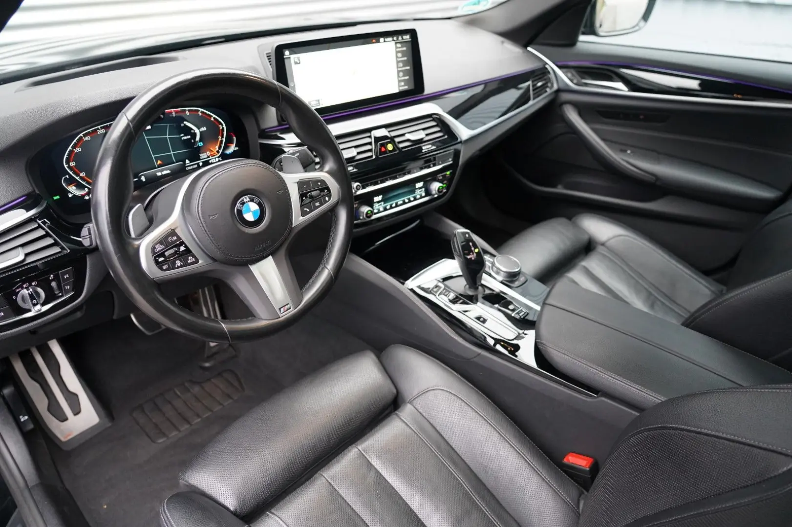 540i M Sport LASER GSD HUD SOFTCLOSE SITZLÜFTUNG