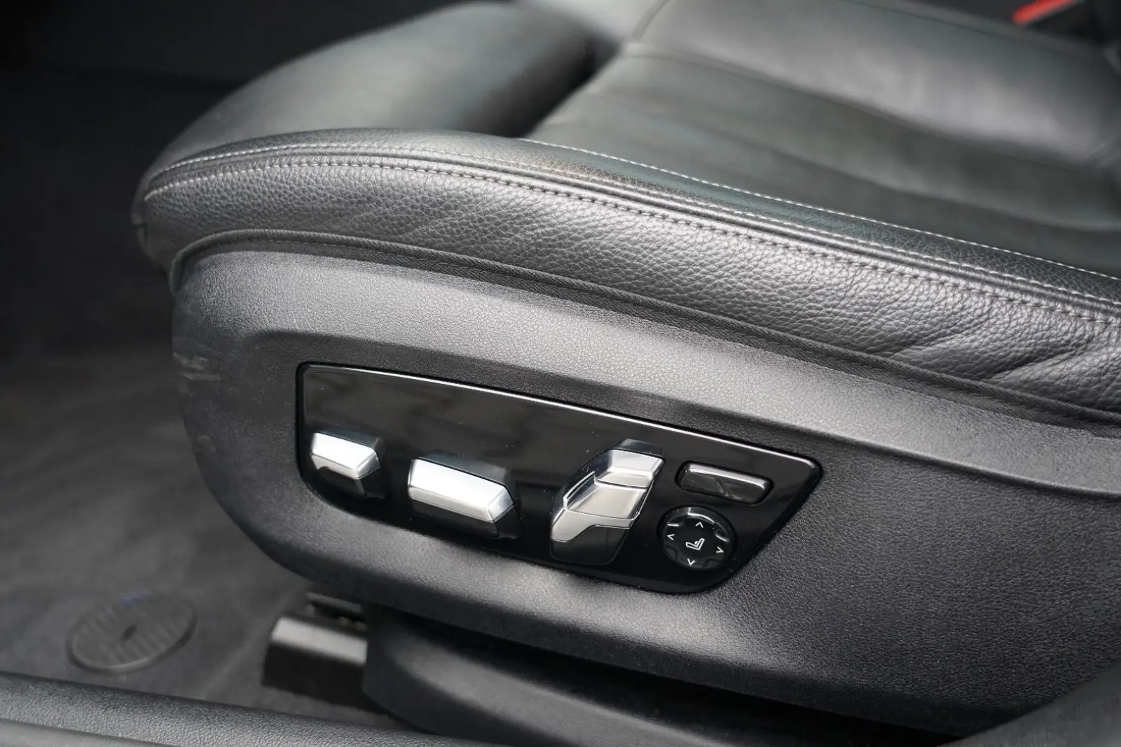 540i M Sport LASER GSD HUD SOFTCLOSE SITZLÜFTUNG