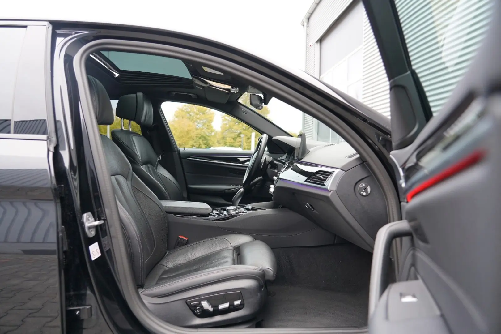 540i M Sport LASER GSD HUD SOFTCLOSE SITZLÜFTUNG