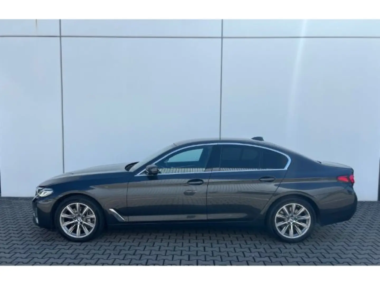 540 dA xDrive Lim Luxury Line H/K HUD Parkass
