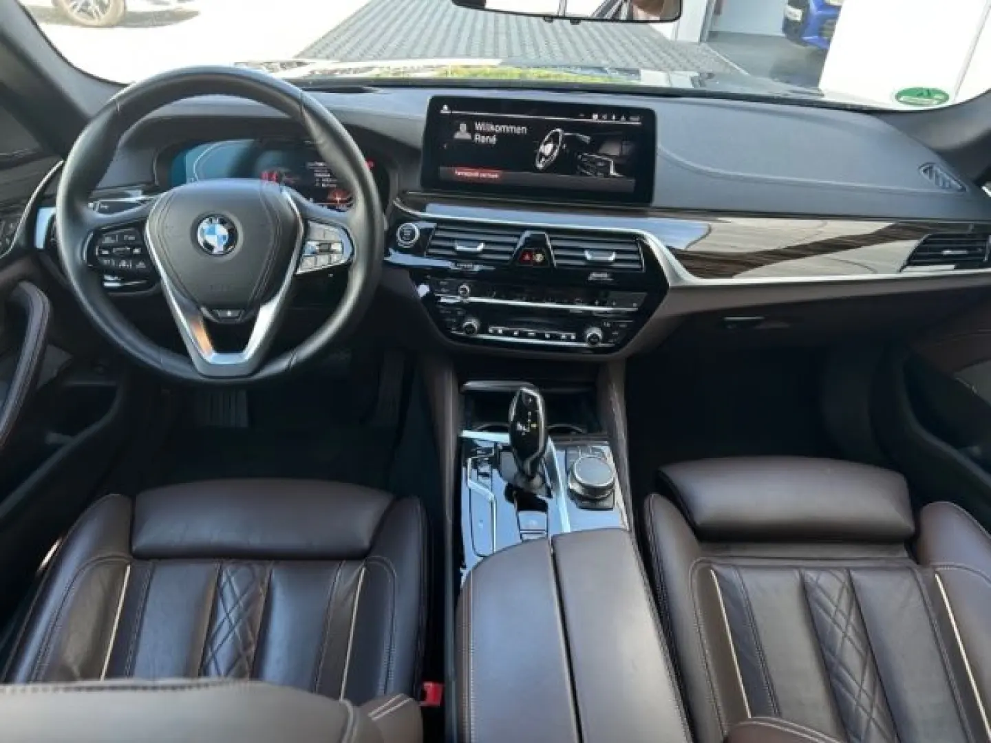 540 dA xDrive Lim Luxury Line H/K HUD Parkass