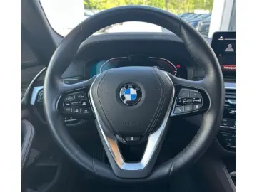 540 dA xDrive Lim Luxury Line H/K HUD Parkass