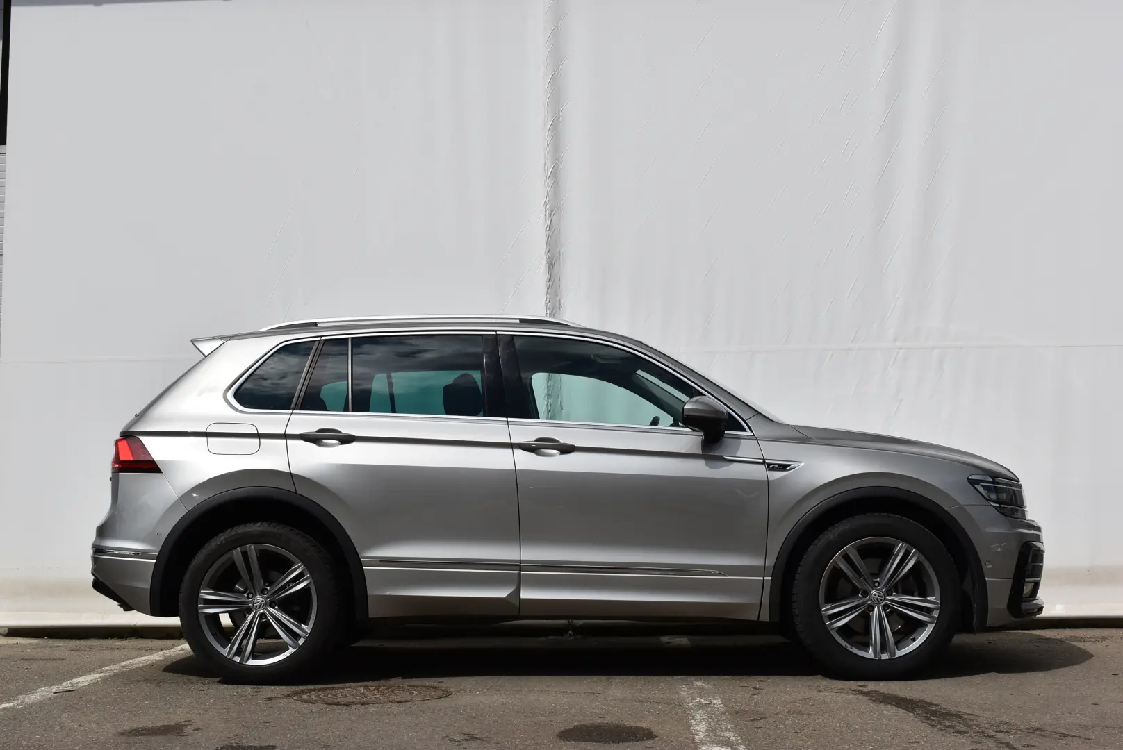 VW TIGUAN R-LINE 2.0 DSG