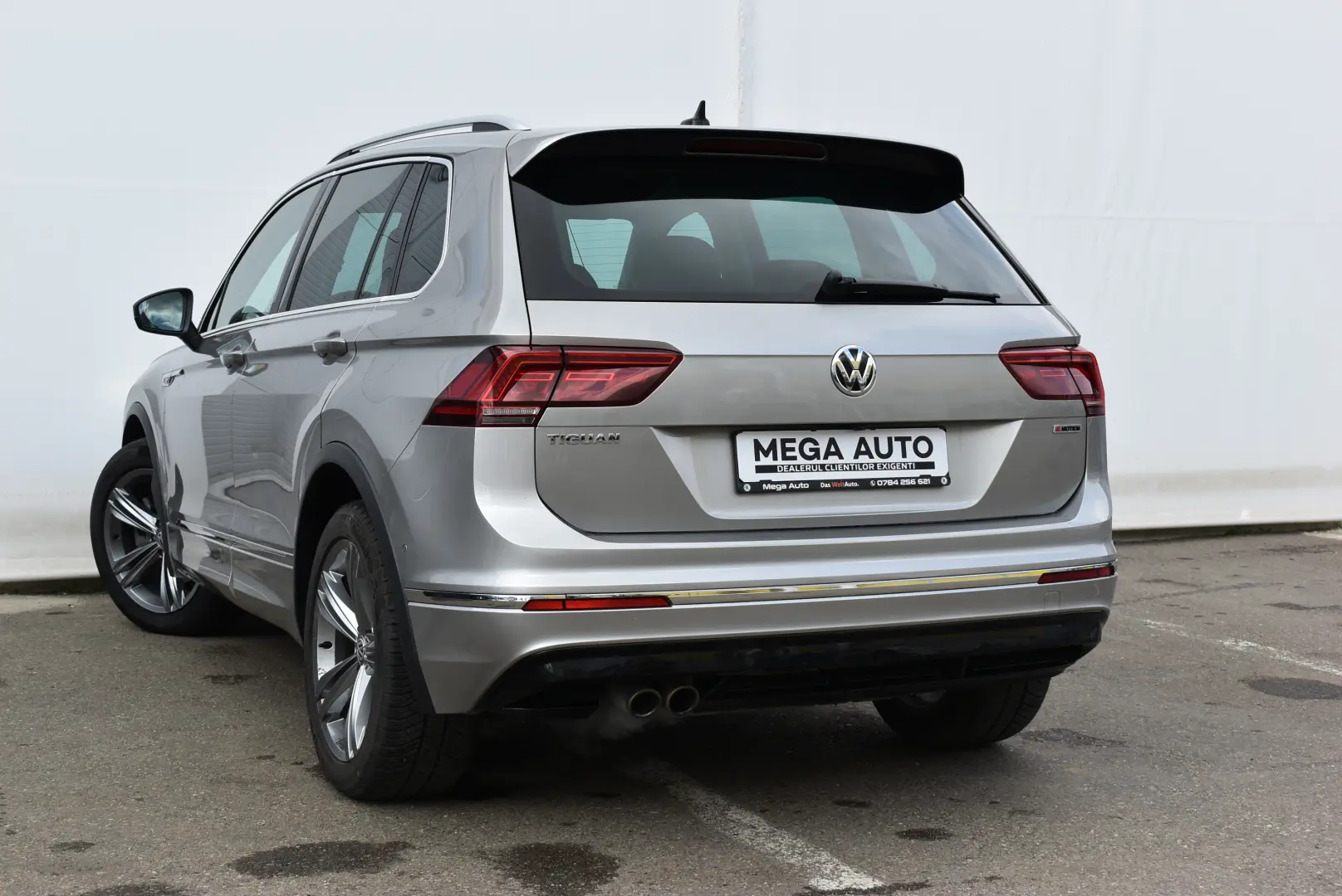 VW TIGUAN R-LINE 2.0 DSG