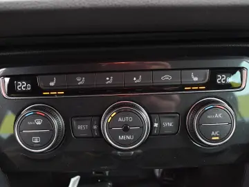 VW TIGUAN R-LINE 2.0 DSG