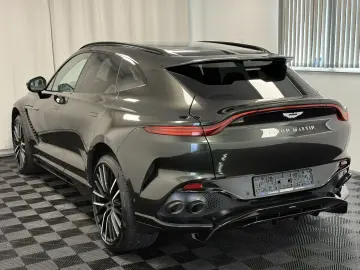 Aston Martin  DBX 707 / Minotaur Green