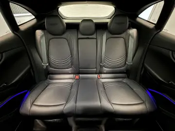 Aston Martin  DBX 707 / Minotaur Green