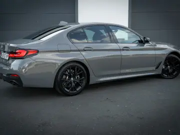 540i Limousine M-Sport - xDrive/LED/SHZ/HiFi/R19