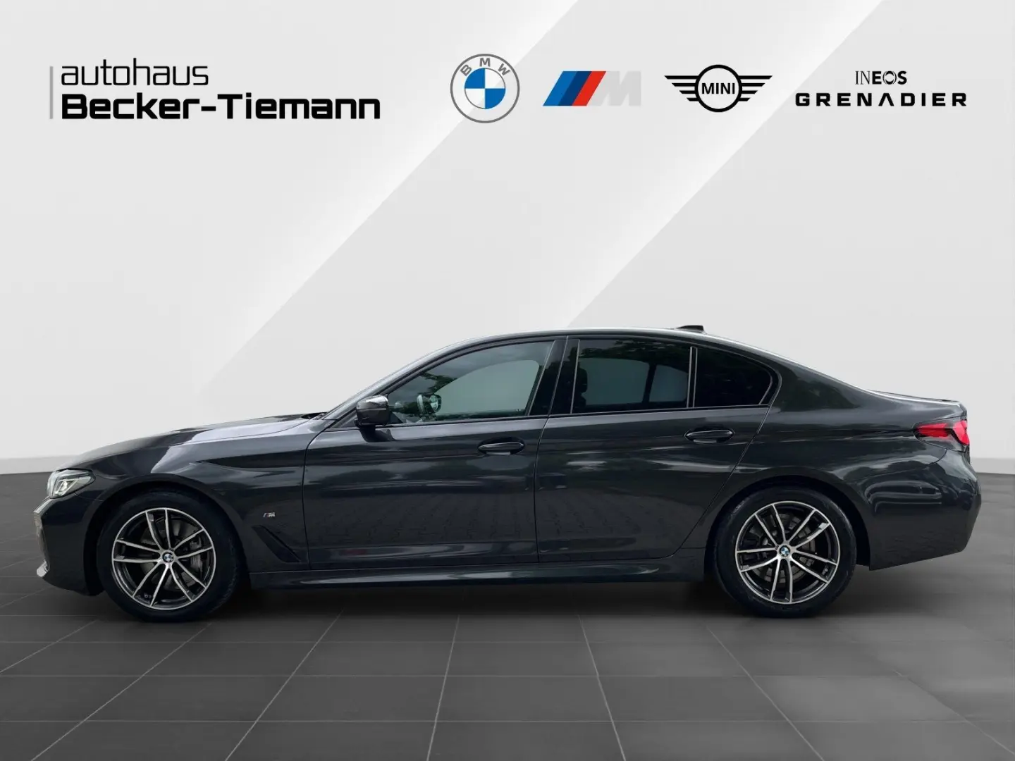 540d xDrive Lim. M-Sport Leder HUD Laser AHK Dri