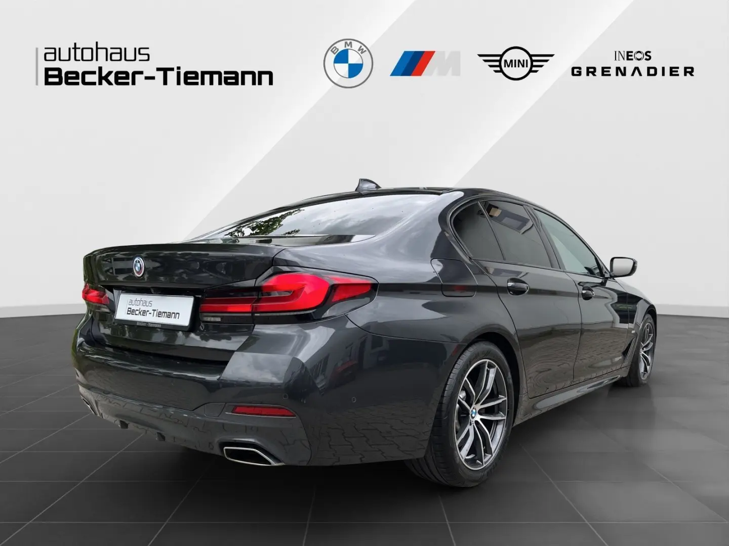 540d xDrive Lim. M-Sport Leder HUD Laser AHK Dri