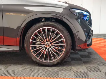 MERCEDES-BENZ GLC 200 4M - AMG LINE