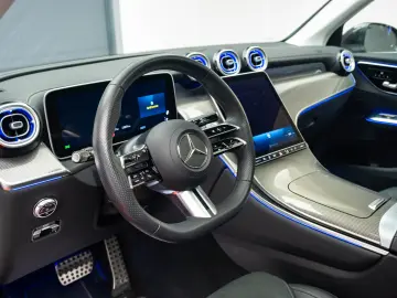 MERCEDES-BENZ GLC 200 4M - AMG LINE