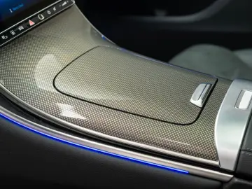 MERCEDES-BENZ GLC 200 4M - AMG LINE