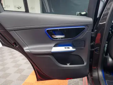MERCEDES-BENZ GLC 200 4M - AMG LINE