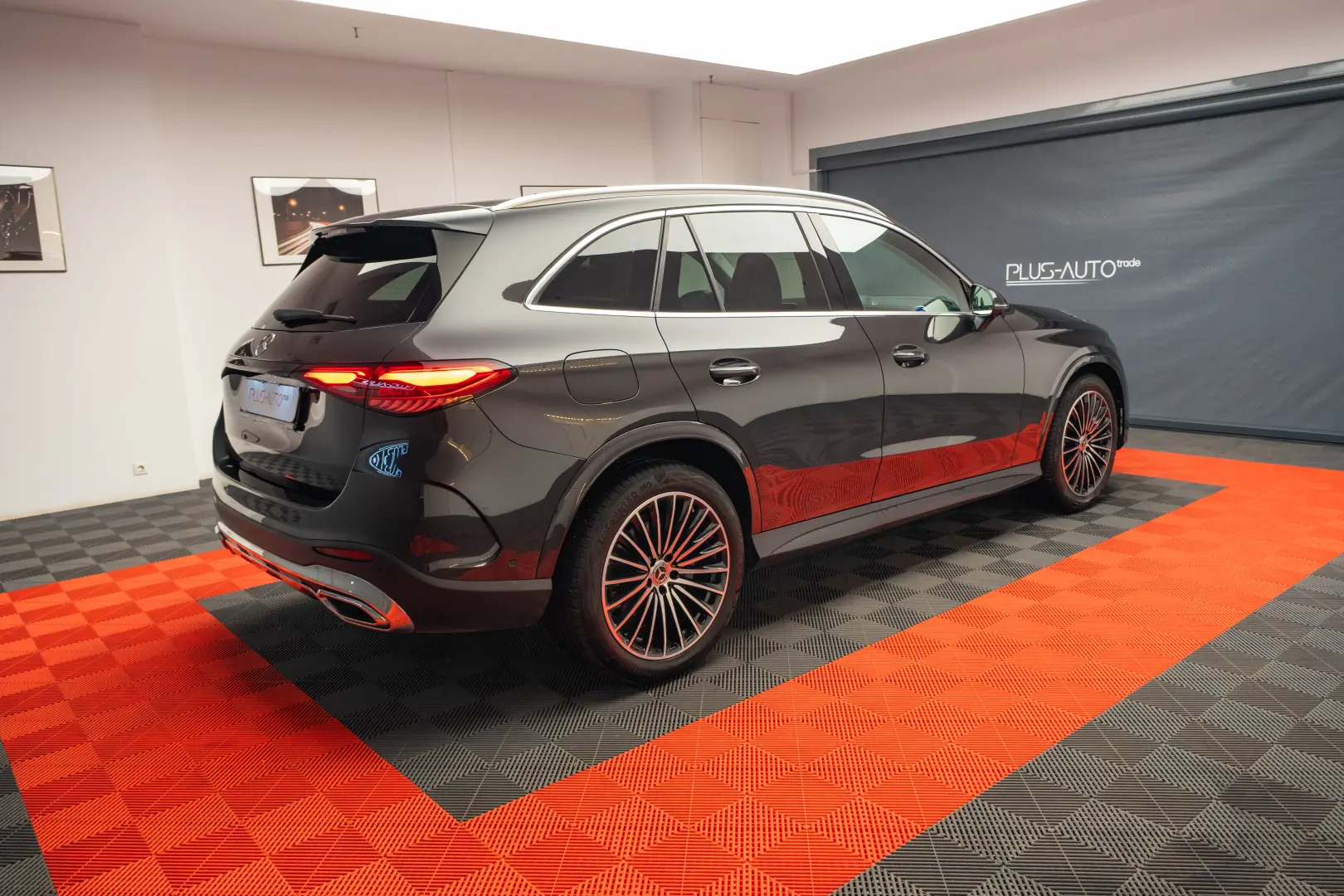MERCEDES-BENZ GLC 200 4M - AMG LINE
