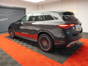 MERCEDES-BENZ GLC 200 4M - AMG LINE