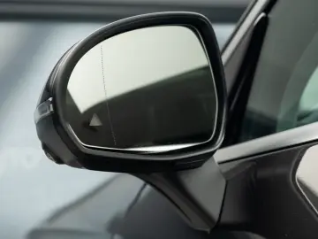 MERCEDES-BENZ GLC 200 4M - AMG LINE