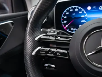 MERCEDES-BENZ GLC 200 4M - AMG LINE