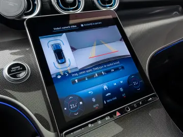 MERCEDES-BENZ GLC 200 4M - AMG LINE