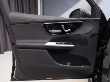 MERCEDES-BENZ GLC 200 4M - AMG LINE