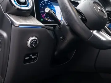 MERCEDES-BENZ GLC 200 4M - AMG LINE