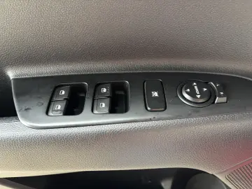 Kia Stonic 1.2 MPI 5MT Trend