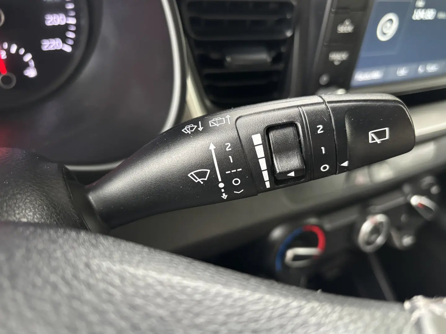 Kia Stonic 1.2 MPI 5MT Trend
