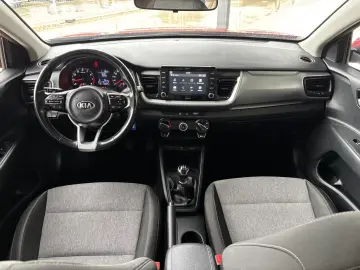 Kia Stonic 1.2 MPI 5MT Trend
