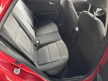 Kia Stonic 1.2 MPI 5MT Trend