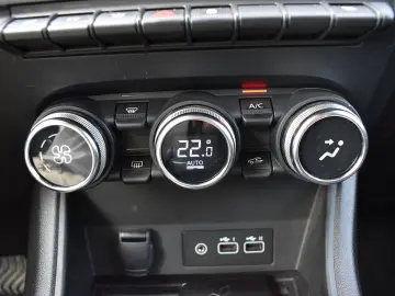 MITSUBISHI ASX 1.6 HIBRID